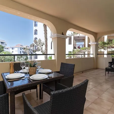 Castle Harbour 41a - One Bed
