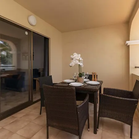 Castle Harbour 41a - One Bed