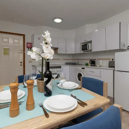 Castle Harbour 41a - One Bed Apartament