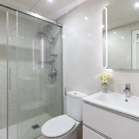 Castle Harbour 41a - One Bed Daire *